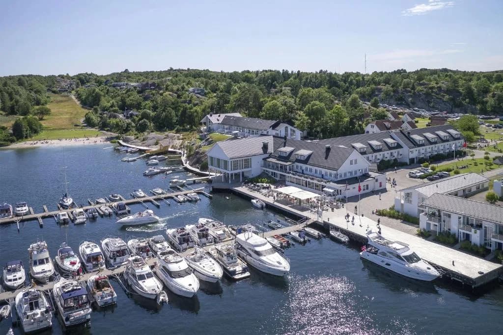 Havna Hotell på Tjøme sett fra sjøen